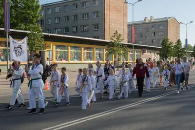 Pilsētas svētku gājiens - karatē klubs _SHINRI_ — 89